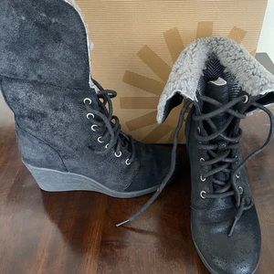 UGG Zea Shearling lace bootie.